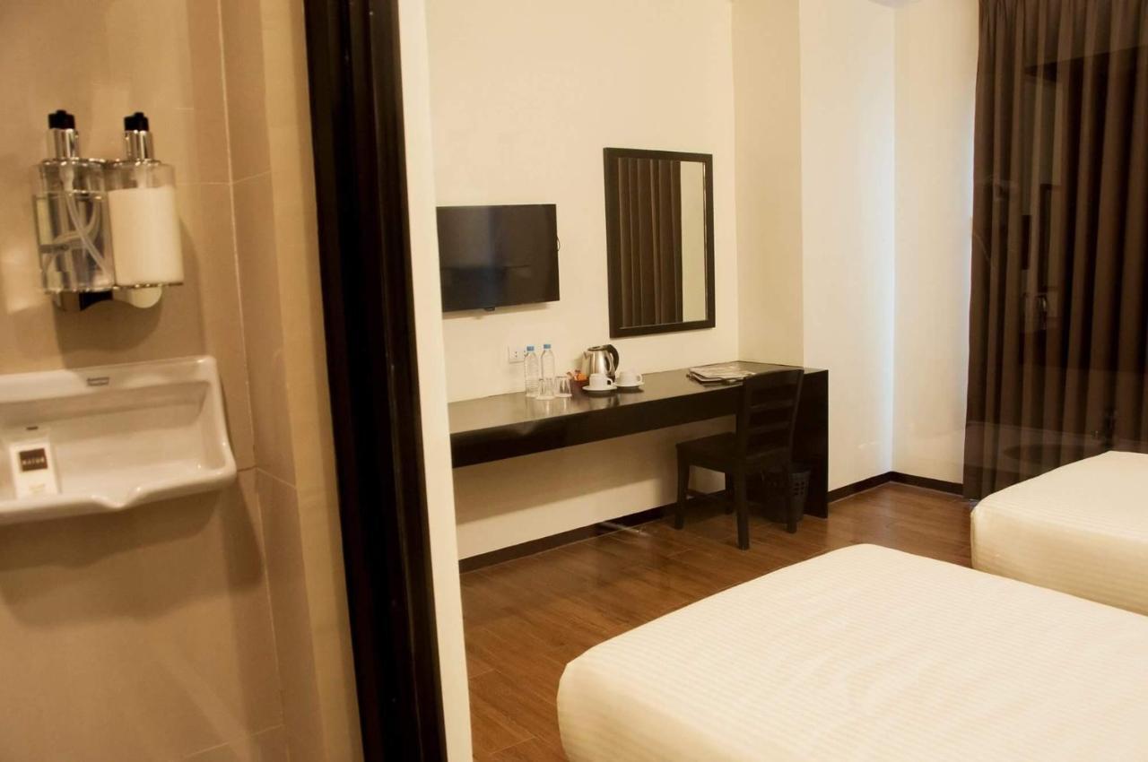 Pina Suites Ormoc Exterior foto
